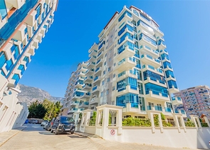 Трехкомнатная меблированная квартира с отдельной кухней в Махмутларе