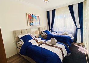 Трехкомнатная меблированная квартира с отдельной кухней в Махмутларе