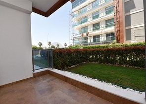 Двухкомнатная квартира в комплексе на первой линии в районе Кестель