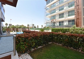 Двухкомнатная квартира в комплексе на первой линии в районе Кестель