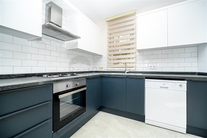 Меблированная вилла в 300 м от моря в районе Конаклы