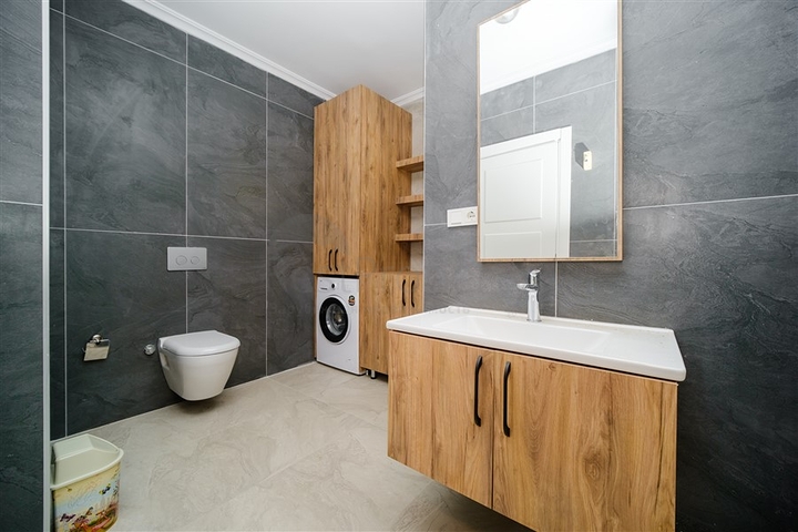 Меблированная вилла в 300 м от моря в районе Конаклы