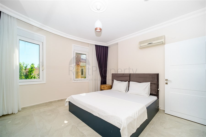 Меблированная вилла в 300 м от моря в районе Конаклы