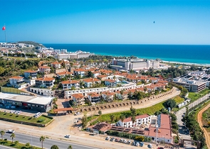 Меблированная вилла в 300 м от моря в районе Конаклы