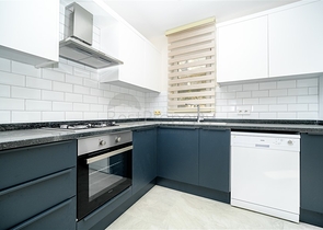 Меблированная вилла в 300 м от моря в районе Конаклы