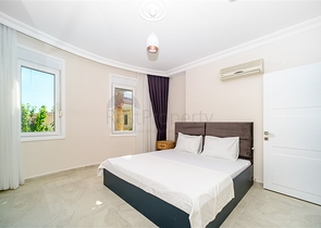 Меблированная вилла в 300 м от моря в районе Конаклы