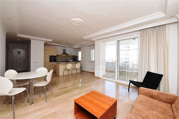 Меблированная трехкомнатная квартира в Тосмуре 