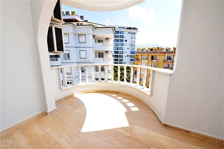 Меблированная трехкомнатная квартира в Тосмуре 