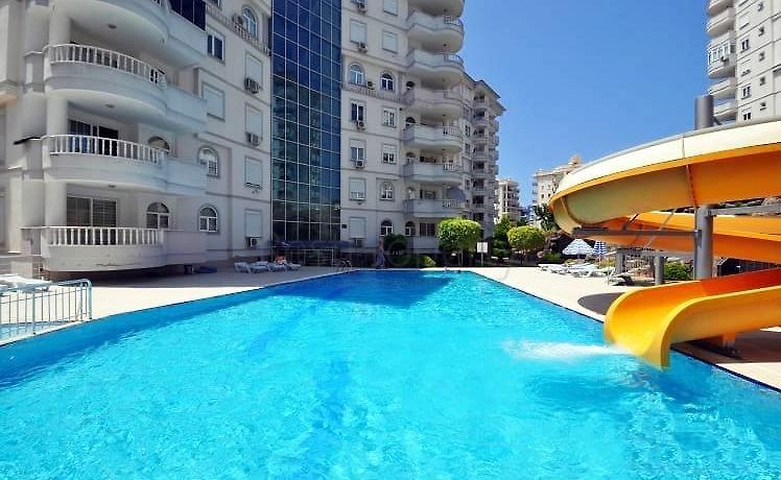 Меблированная трехкомнатная квартира в Тосмуре 