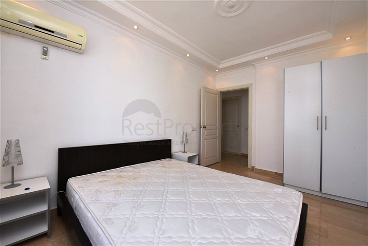 Меблированная трехкомнатная квартира в Тосмуре 