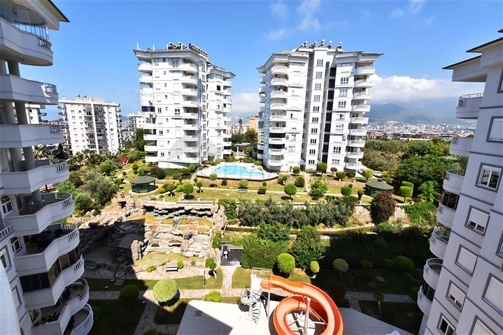 Меблированная трехкомнатная квартира в Тосмуре 