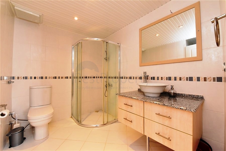 Меблированная трехкомнатная квартира в Тосмуре 