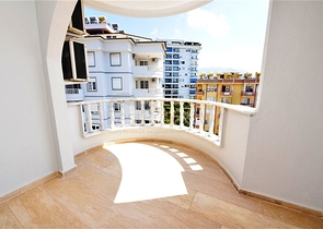 Меблированная трехкомнатная квартира в Тосмуре 