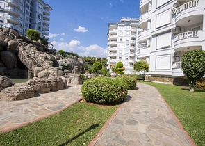 Меблированная трехкомнатная квартира в Тосмуре 