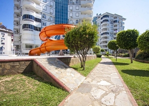 Меблированная трехкомнатная квартира в Тосмуре 