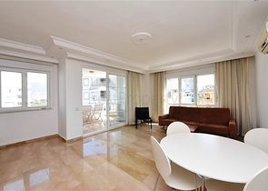 Меблированная трехкомнатная квартира в Тосмуре 