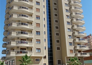 Просторная квартира 3+1 в районе Махмутлар 