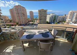 Просторная квартира 3+1 в районе Махмутлар 