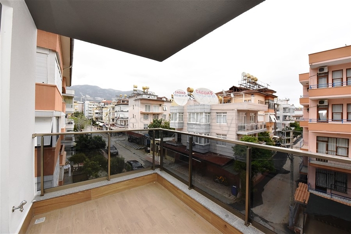 Квартира 1+1 всего в 100 метрах до пляжа Клеопатра