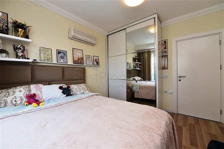 Двухкомнатная квартира с отдельной кухней в комплексе отельной инфраструктуры