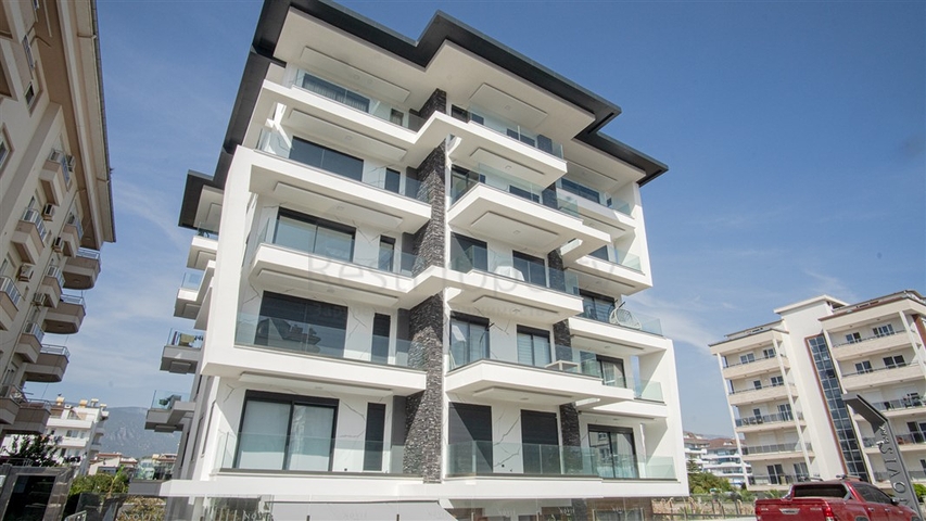 Красивый садовый дуплекс в Кестеле