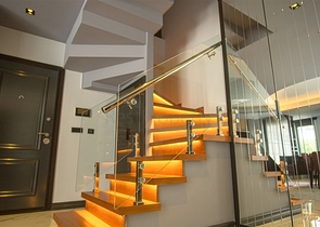 Красивый садовый дуплекс в Кестеле