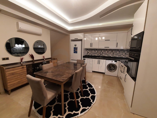 Меблированный пентхаус планировки 2+1 в районе Оба