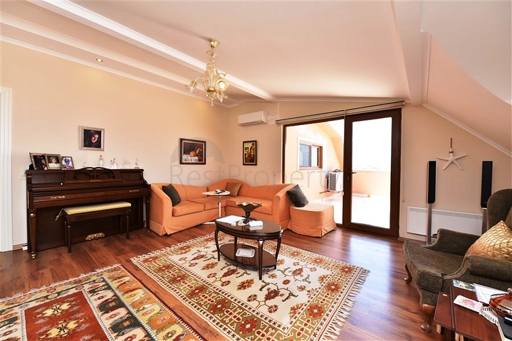 Пентхаус 5+1 в районе Оба в 600 м от моря