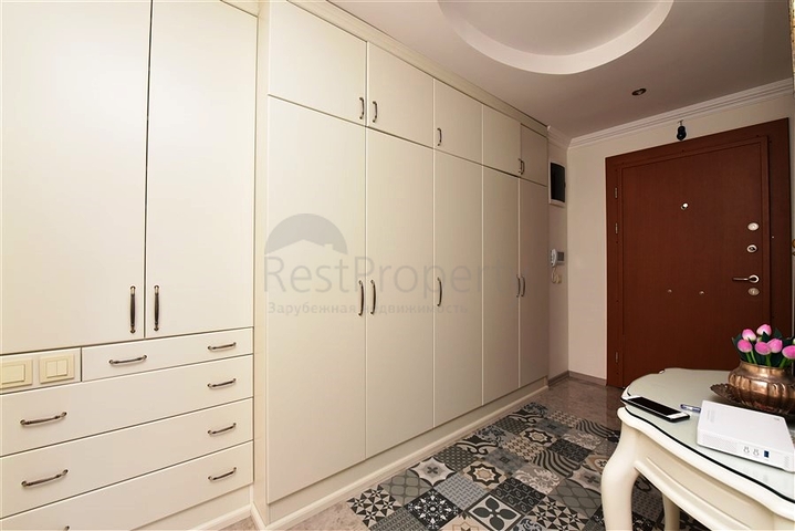 Пентхаус 5+1 в районе Оба в 600 м от моря