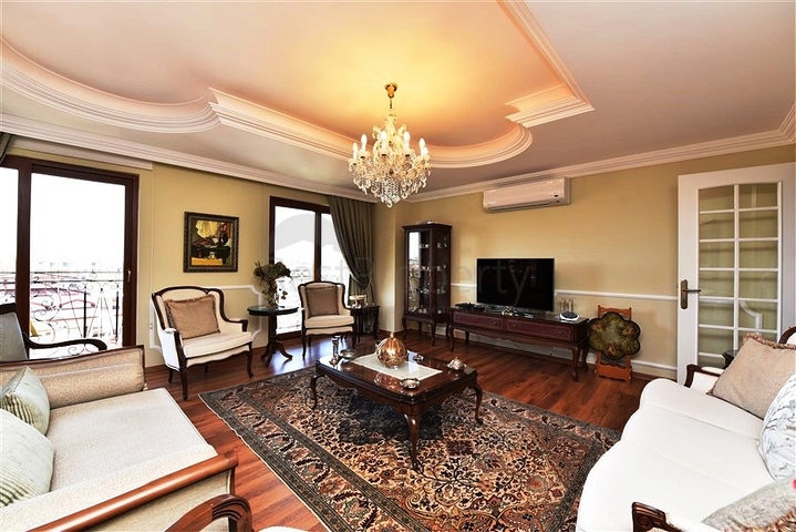 Пентхаус 5+1 в районе Оба в 600 м от моря