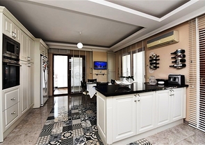 Пентхаус 5+1 в районе Оба в 600 м от моря