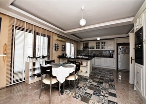 Пентхаус 5+1 в районе Оба в 600 м от моря