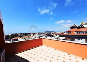 Пентхаус 5+1 в районе Оба в 600 м от моря