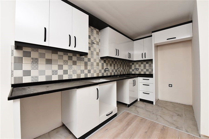 Пентхаус с видом на горы в районе Махмутлар