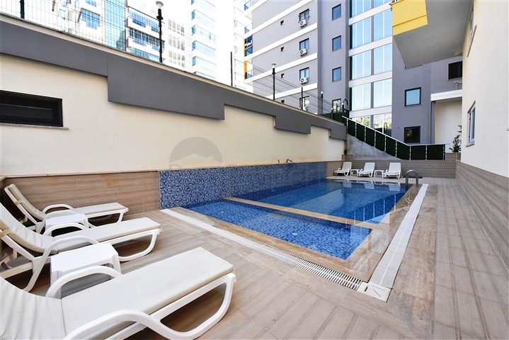 Пентхаус с видом на горы в районе Махмутлар