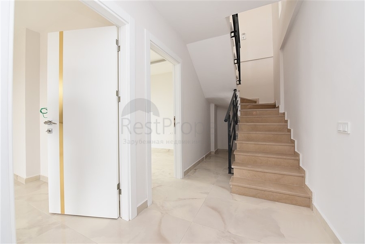 Продается пентхаус 2+1 с видом на море в районе Кестель