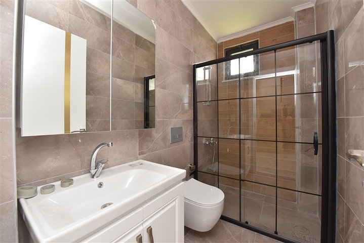 Продается пентхаус 2+1 с видом на море в районе Кестель