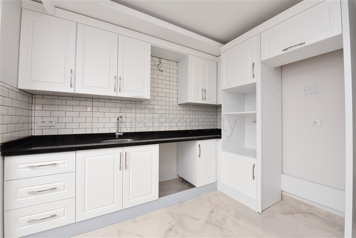 Продается пентхаус 2+1 с видом на море в районе Кестель