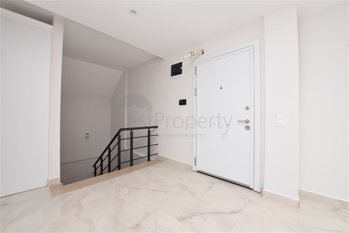 Продается пентхаус 2+1 с видом на море в районе Кестель