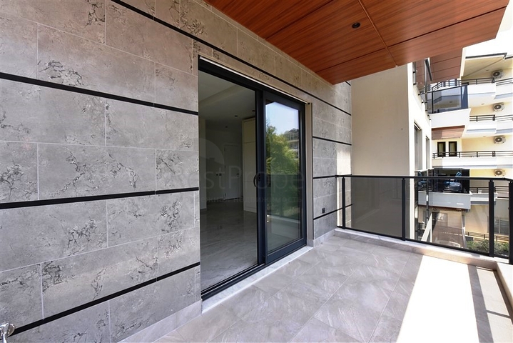 Трехкомнатная квартира в районе пляжа Клеопатры