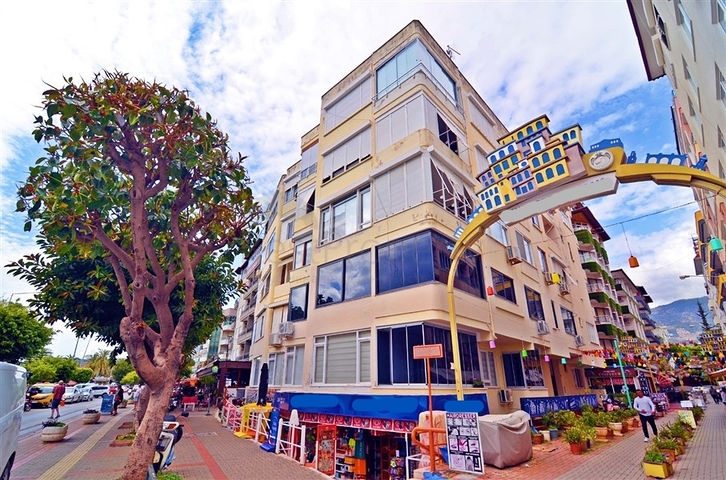  Апартаменты 2+1 в цeнтре Алании у пляжа Клеопатры