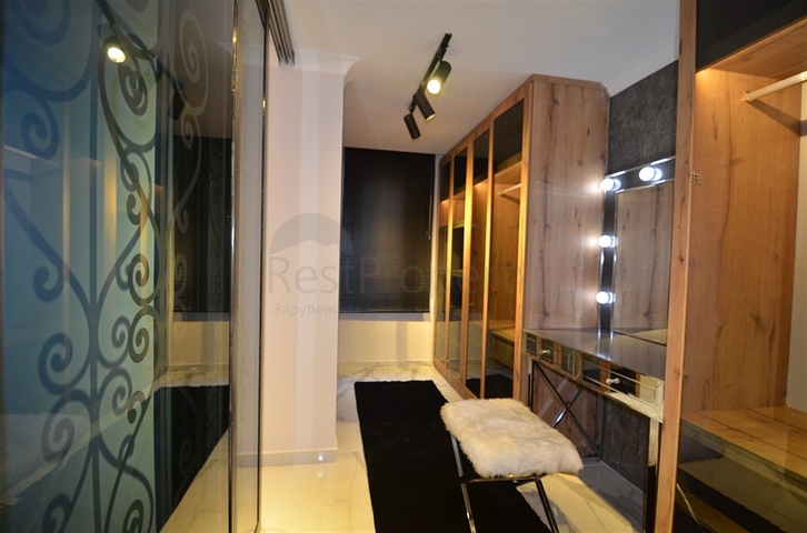  Апартаменты 2+1 в цeнтре Алании у пляжа Клеопатры