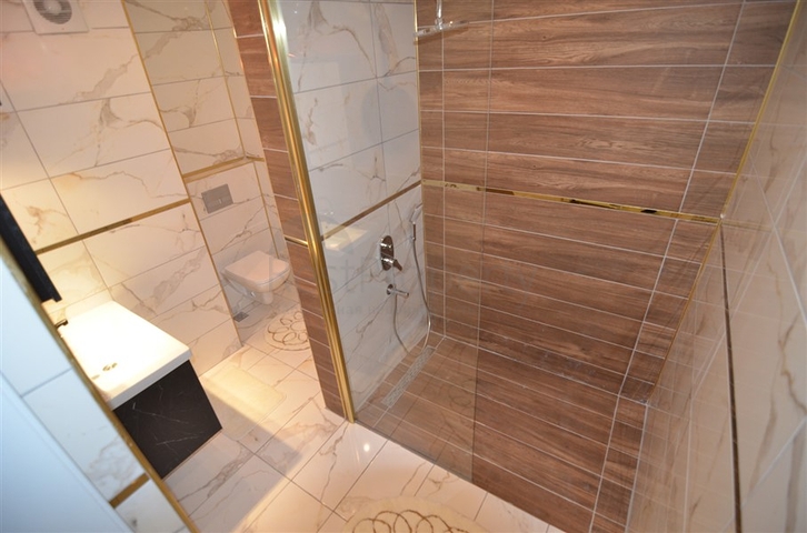  Апартаменты 2+1 в цeнтре Алании у пляжа Клеопатры