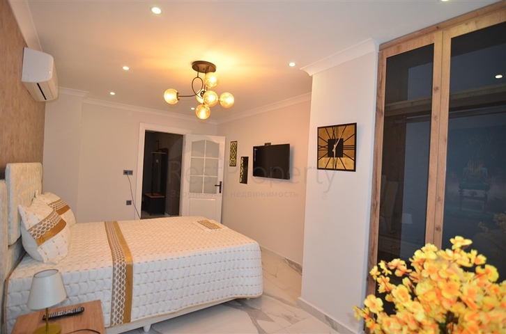  Апартаменты 2+1 в цeнтре Алании у пляжа Клеопатры