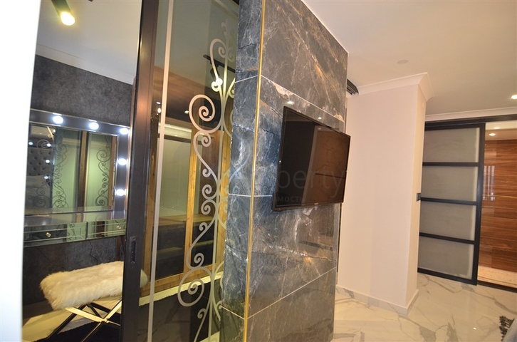  Апартаменты 2+1 в цeнтре Алании у пляжа Клеопатры