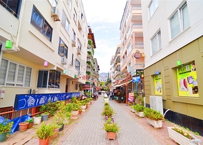  Апартаменты 2+1 в цeнтре Алании у пляжа Клеопатры