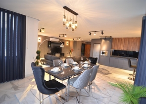  Апартаменты 2+1 в цeнтре Алании у пляжа Клеопатры