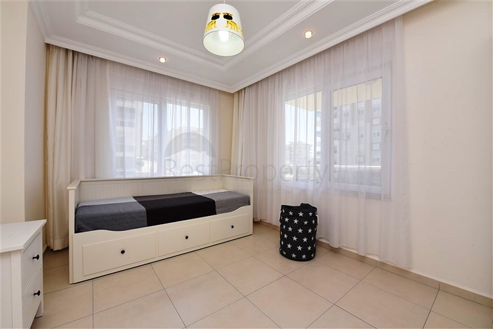 Трехкомнатная квартира в районе Авсаллар