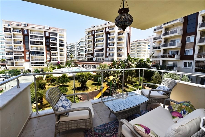 Трехкомнатная квартира в районе Авсаллар