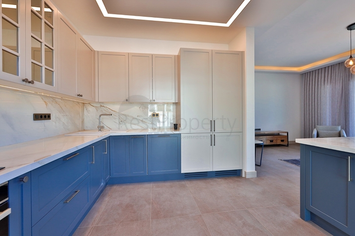 Виллы 5+1 с большим садом в центре Бодрума 